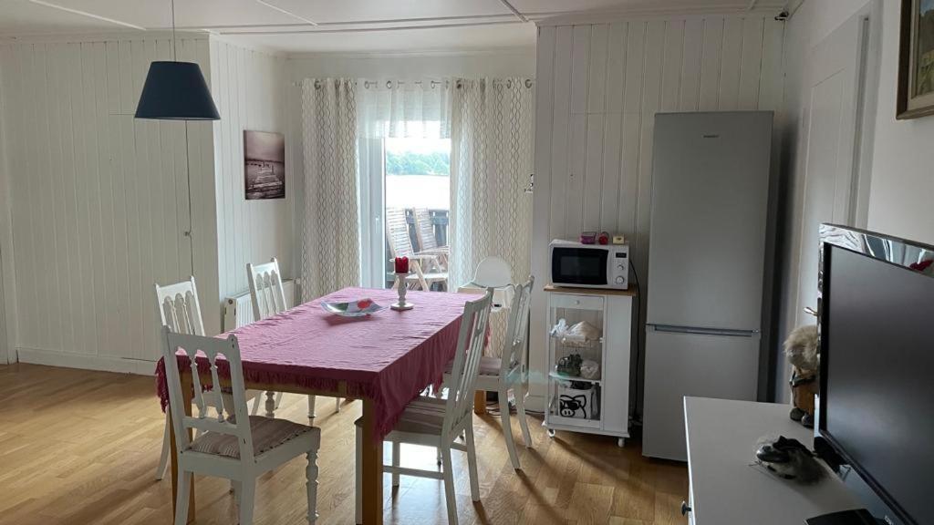 Manus Ferienwohnung Brevik  Екстериор снимка